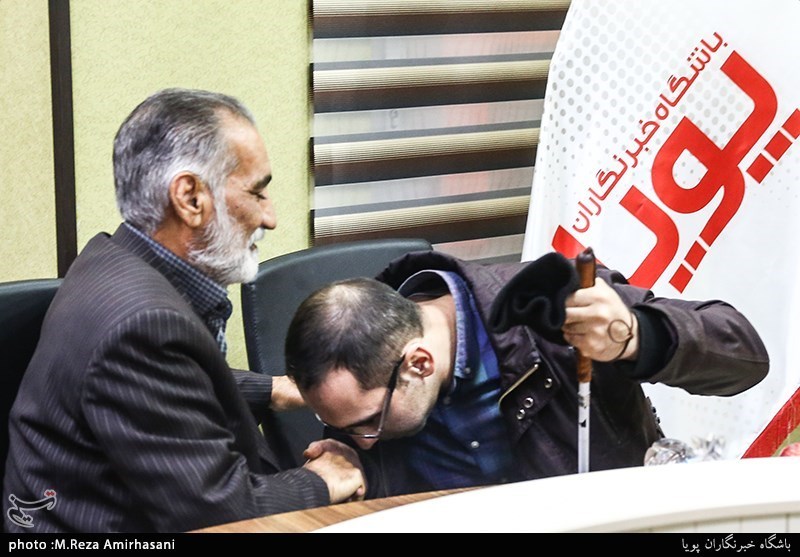 تجلیل از جانبازان و خانواده شهدای فتنه 88