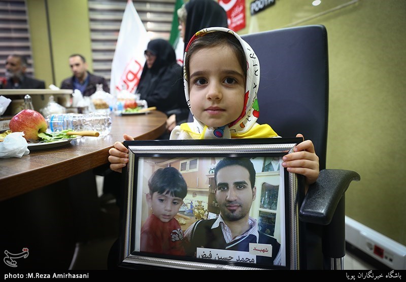 تجلیل از جانبازان و خانواده شهدای فتنه 88