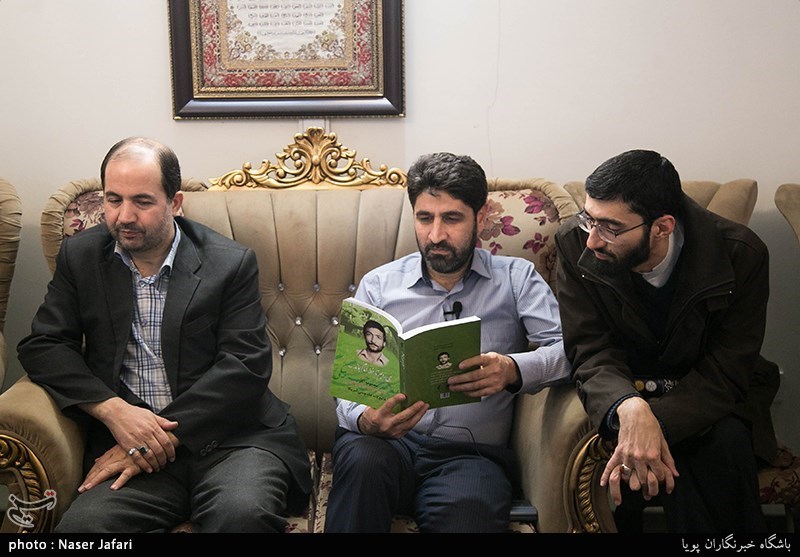 دیدار جامعه قرآنی با خانواده شهید مهدی رجب بیگی