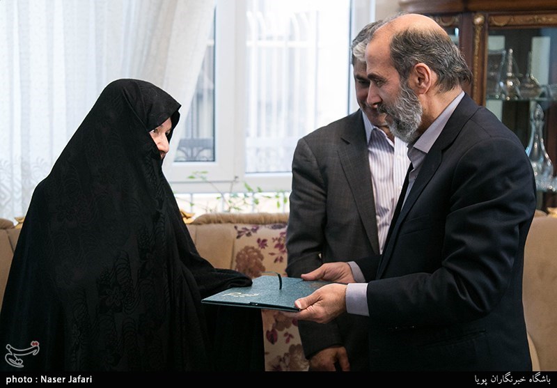 دیدار جامعه قرآنی با خانواده شهید مهدی رجب بیگی