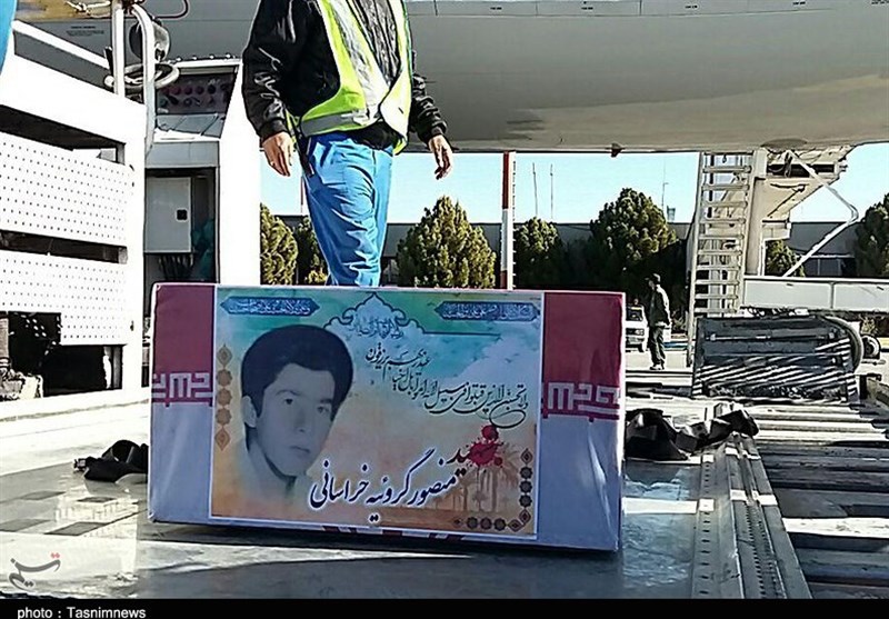 استقبال از پیکر مطهر شهید "محسن گروئیه‌خراسانی" در  کرمان 
