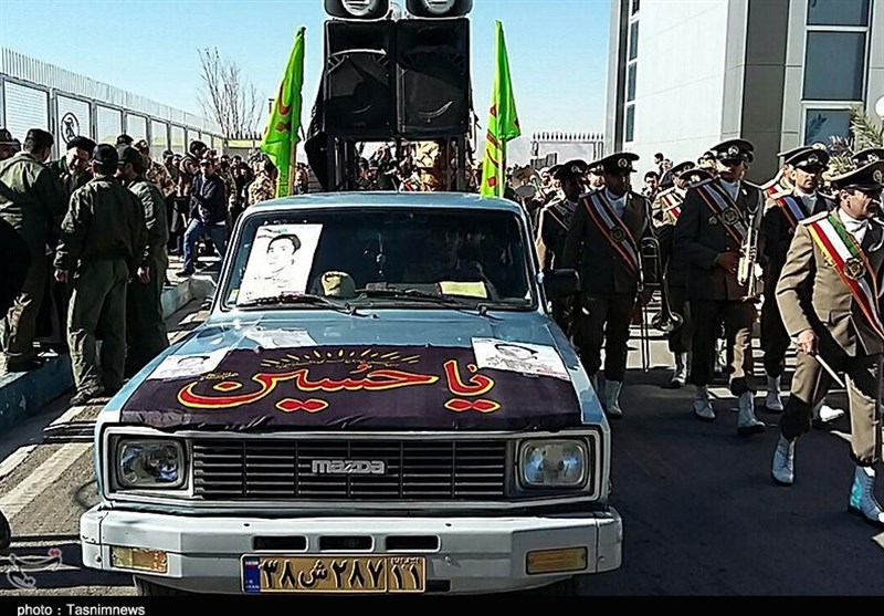 استقبال از پیکر مطهر شهید "محسن گروئیه‌خراسانی" در  کرمان 