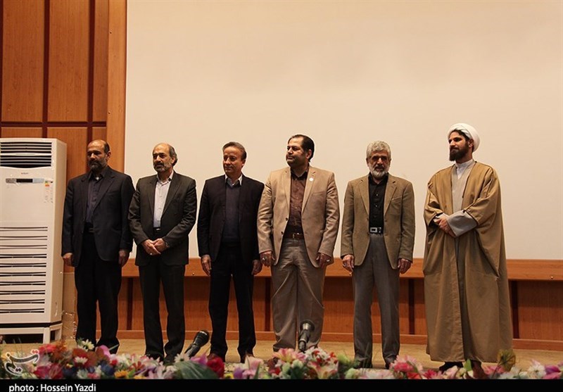 تجلیل از شهید احمدی روشن در اهواز