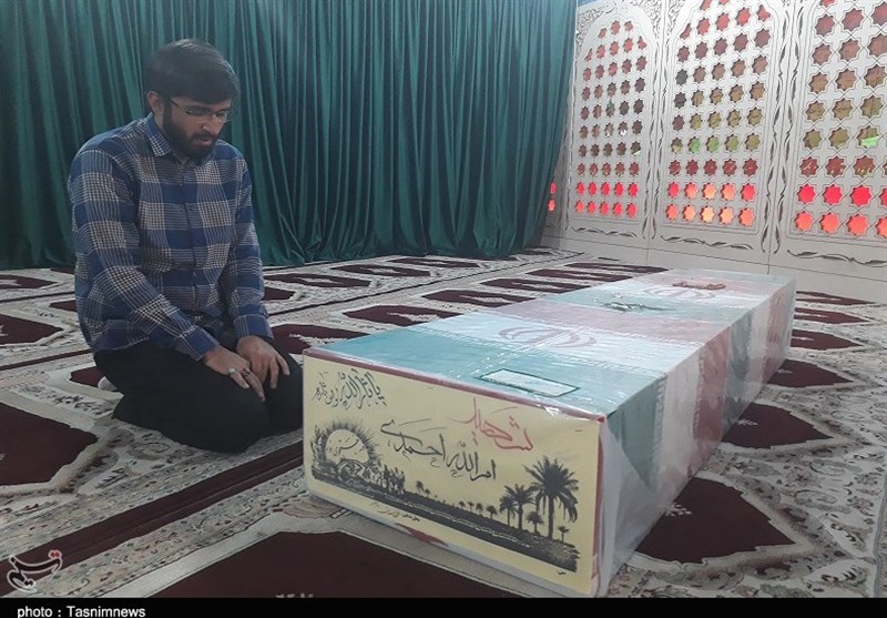 بازگشت پیکر مطهر شهید فرزاد سمالی و شهید امرالله احمدی به وطن