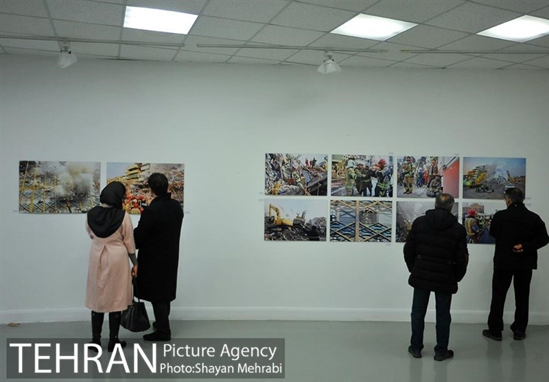 نمابشگاه عکس «استاده‌ام چو شمع»