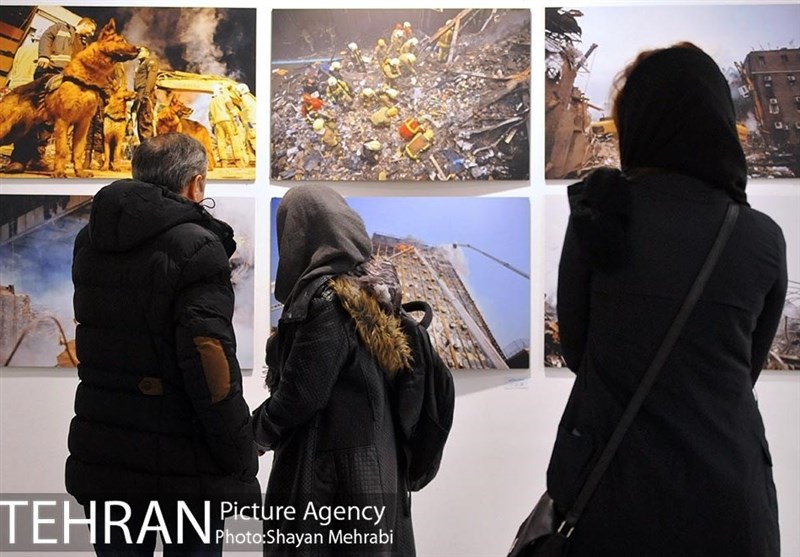 نمابشگاه عکس «استاده‌ام چو شمع»