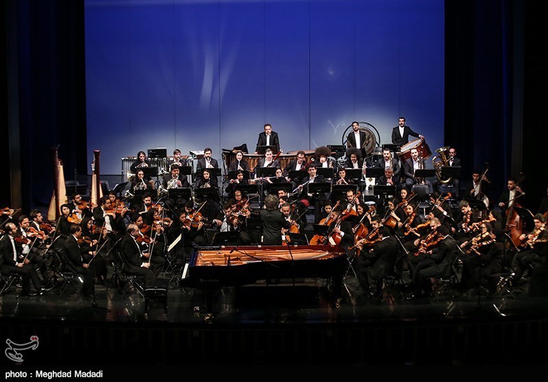 نهمین شب سی‌وسومین جشنواره موسیقی فجر