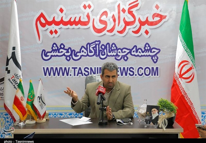 بازدید پورابراهیمی رئیس کمیسیون اقتصادی مجلس از دفتر خبرگزاری تسنیم کرمان