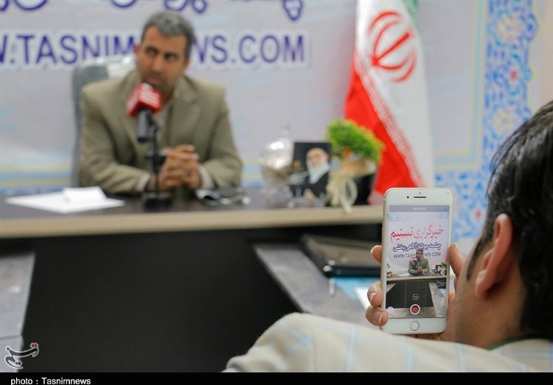 بازدید پورابراهیمی رئیس کمیسیون اقتصادی مجلس از دفتر خبرگزاری تسنیم کرمان