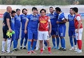 دیدار دوستانه تیم‌های فوتبال هنرمندان ایران و جهان با پیشکسوتان استقلال - کیش