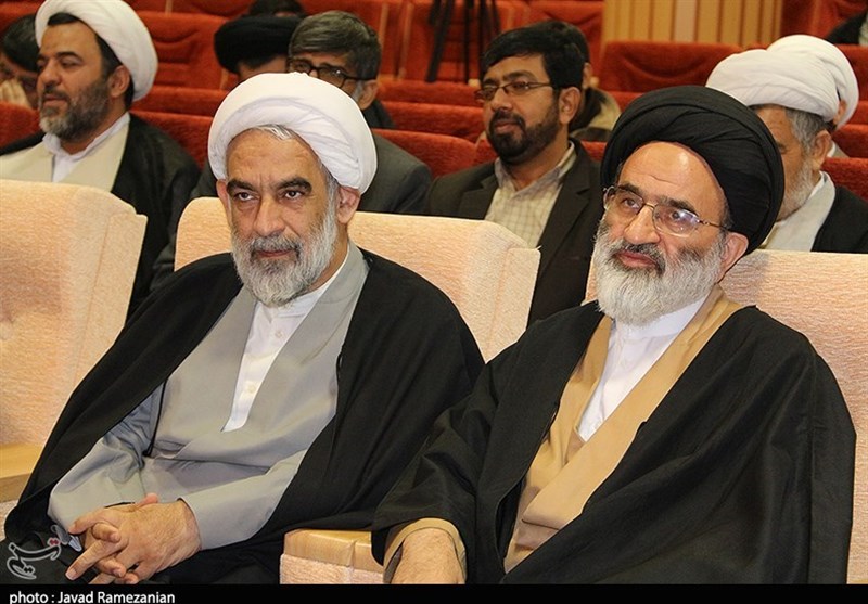 آیت الله قمی و حجت الاسلام والمسلمین تقوی//55