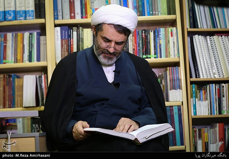 گفت و گو با حجت الاسلام سعید فخرزاده وقایع نگار تاریخ انقلاب اسلامی و دفاع مقدس