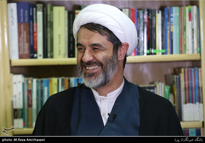 گفت و گو با حجت الاسلام سعید فخرزاده وقایع نگار تاریخ انقلاب اسلامی و دفاع مقدس