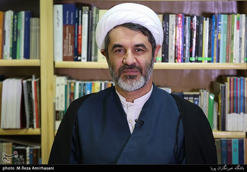 گفت و گو با حجت الاسلام سعید فخرزاده وقایع نگار تاریخ انقلاب اسلامی و دفاع مقدس