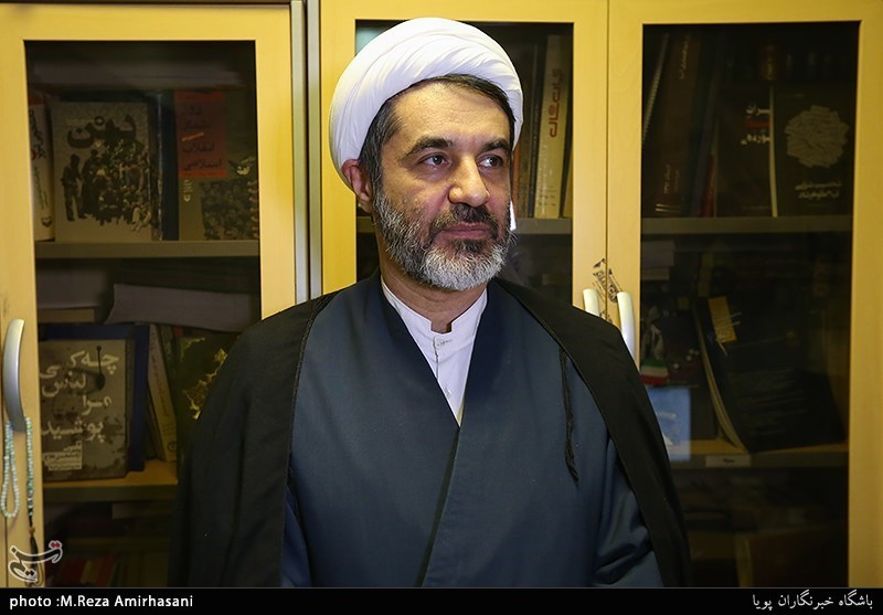 گفت و گو با حجت الاسلام سعید فخرزاده وقایع نگار تاریخ انقلاب اسلامی و دفاع مقدس