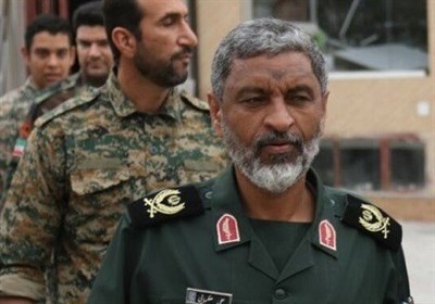 دریادار عظمایی با حکم رهبرانقلاب فرمانده نیروی دریایی سپاه شد
