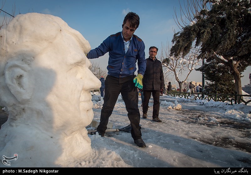 جشنواره مجسمه‌های برفی