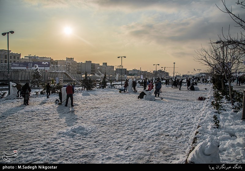 جشنواره مجسمه‌های برفی