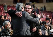 محسن کیایی و مهدی پاکدل در مراسم افتتاحیه سی‌وششمین جشنواره فیلم فجر