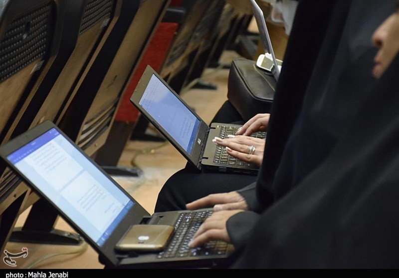 نشست خبری رئیس جمهور در کرمان