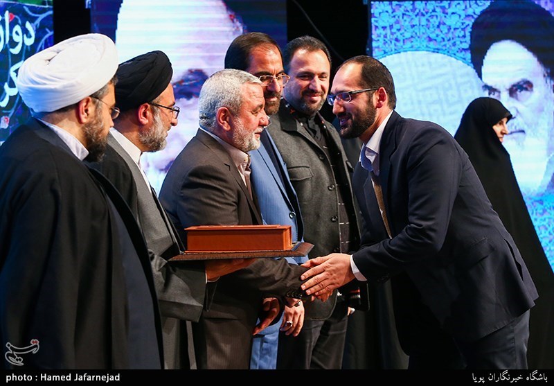 دوازدهمین مراسم ملی تکریم چهره‌های قرآنی