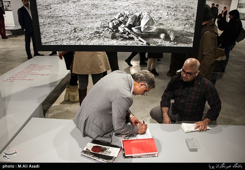 نمایشگاه آتش سرد