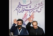 حمید نعمت‌الله کارگردان و هادی مقدم‌دوست نویسنده در نشست خبری فیلم شعله‌ور - سی‌وششمین جشنواره فیلم فجر