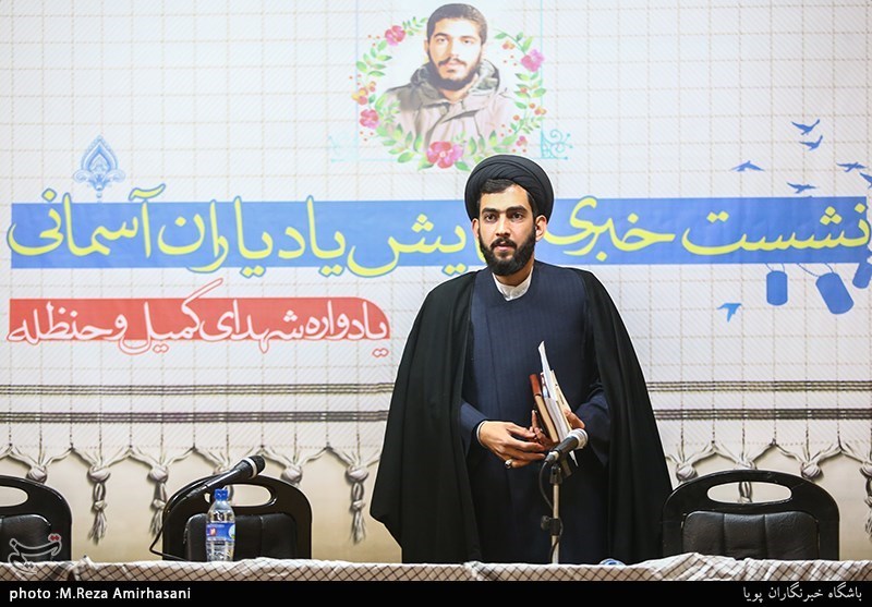 نشست خبری سیدمحمد محمدی در همایش یادیاران آسمانی