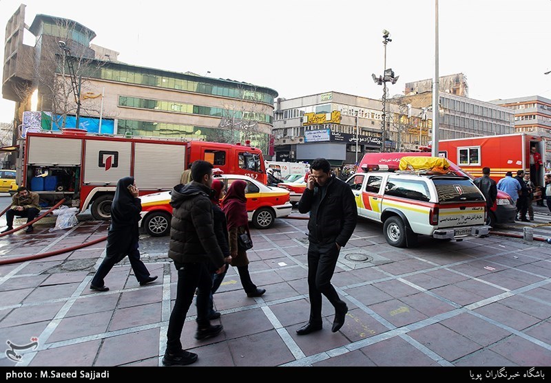 اطفای حریق در ساختمان شرکت برق حرارتی