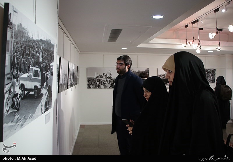 نمایشگاه عکس فصل بیداری