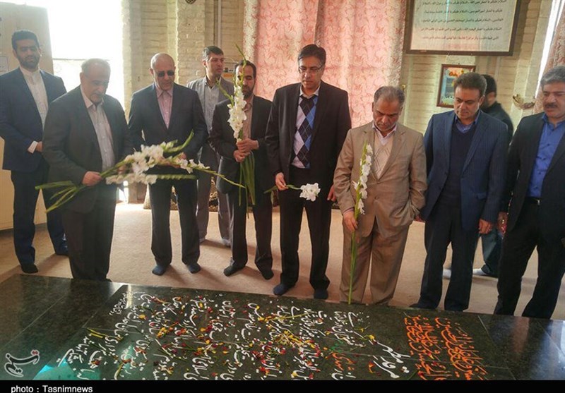 وزیر اقتصاد/سمنان