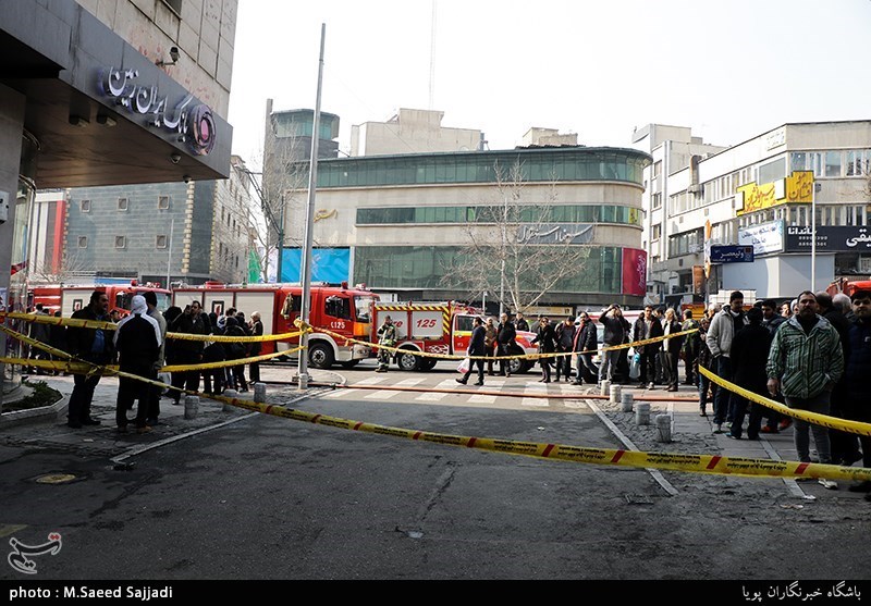 عملیات اطفای حریق در ساختمان شرکت برق حرارتی