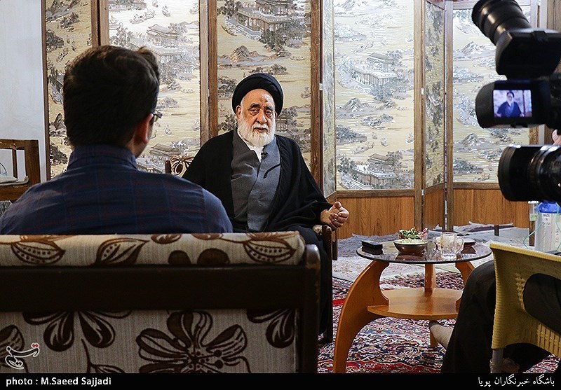 گفت وگو با حجت الاسلام و المسلمین سیدمهدی طباطبایی