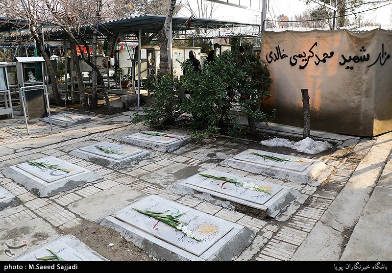 غبار روبی مزار شهدا