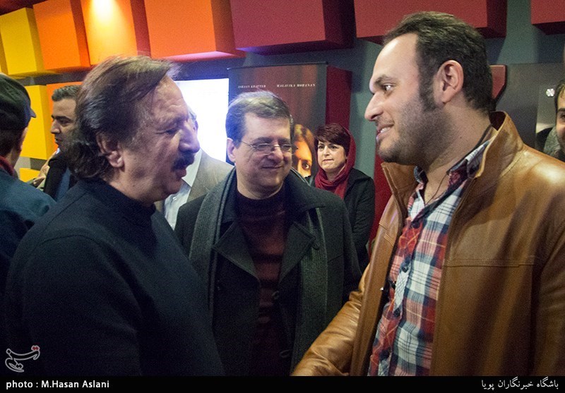 اکران افتتاحیه فیلم سینمایی آنسوی ابرها