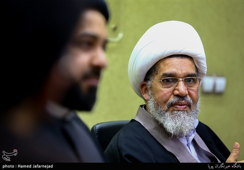 شیخ عبدالله صالح از رهبران جریان عمل اسلامی بحرین در نشست بررسی انقلاب 14 فوریه بحرین با حضور فعالان بحرینی