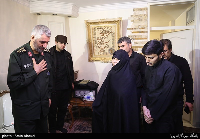 دیدار سردار علی فضلی با خانواده شهید حدادیان