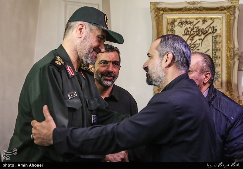 دیدار سردار علی فضلی با خانواده شهید حدادیان