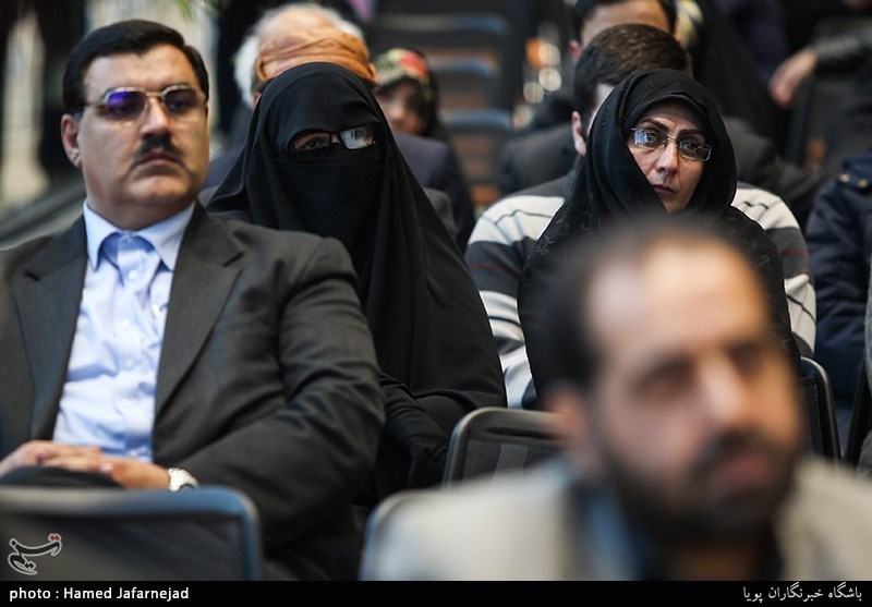 رونمایی کتاب لاله ای از ملکوت