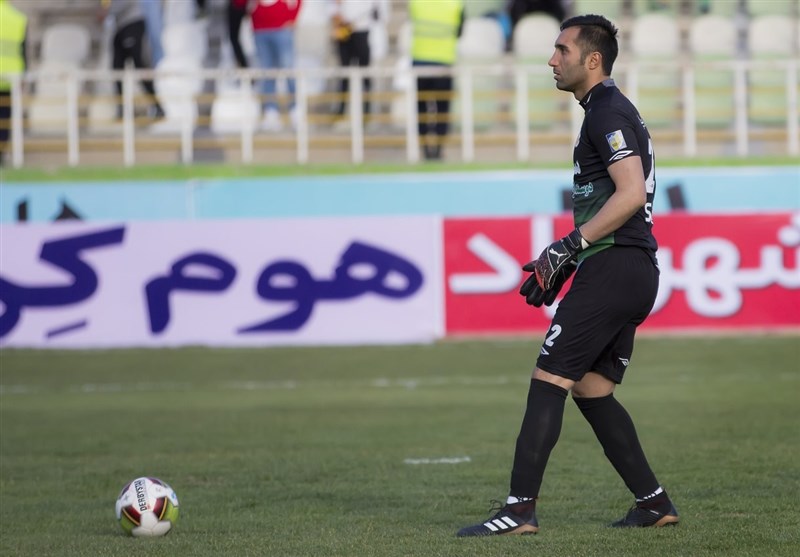 فلاح‌زاده: یک پیشنهاد جدی دارم اما اولویتم ماندن در سایپاست