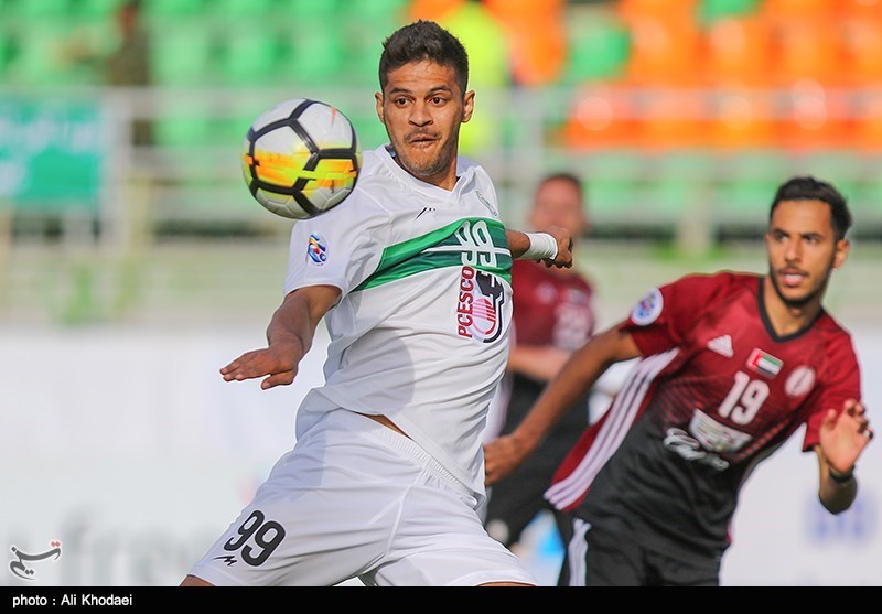 دیدار فوتبال تیم های ذوب آهن والوحده امارات -اصفهان