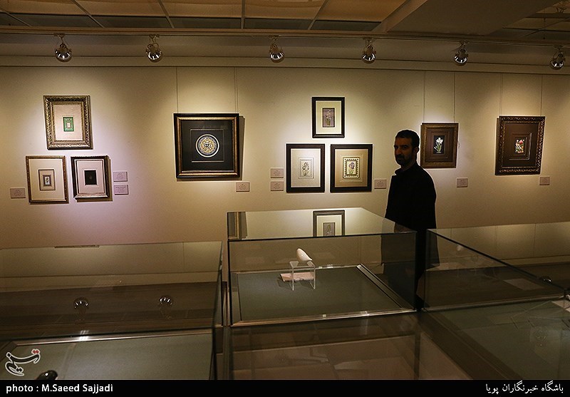 نمایشگاه آثار هنرهای تجسمی بانوان ایرانی