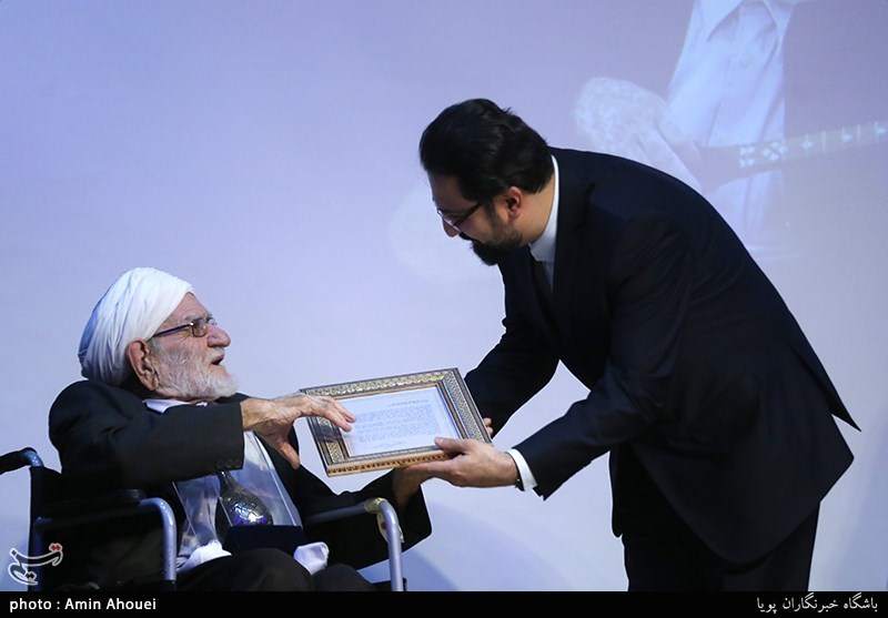 تجلیل از عثمان محمدپرست دوتار نواز و پیشکسوت خراسانی