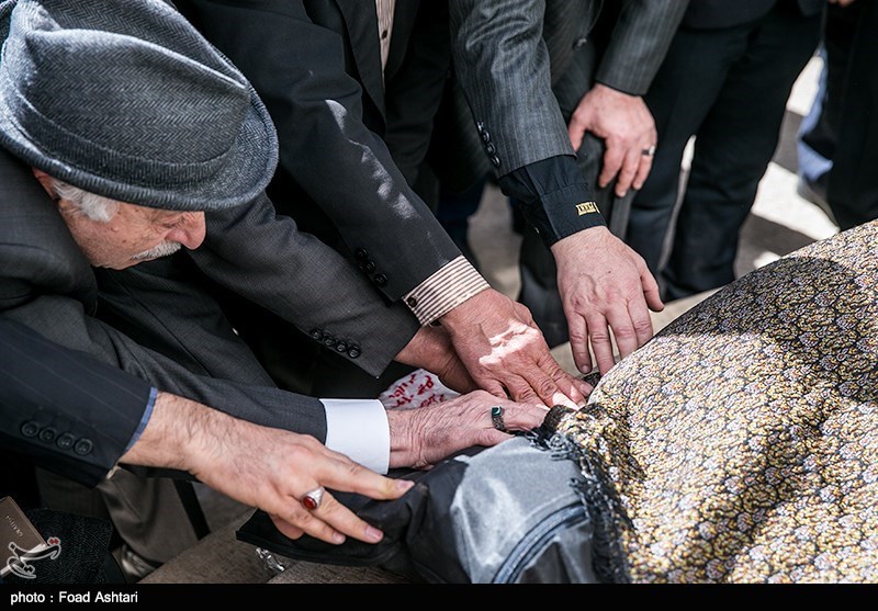 مراسم تشییع پیکر همایون شهنواز