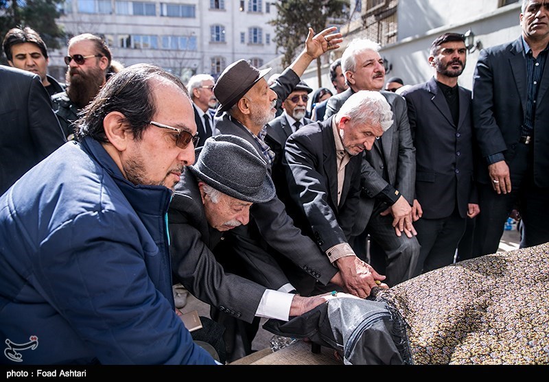 مراسم تشییع پیکر همایون شهنواز