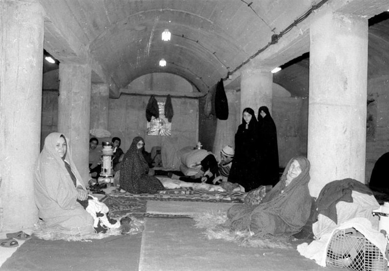 خانواده‌های تهرانی در پناهگاه