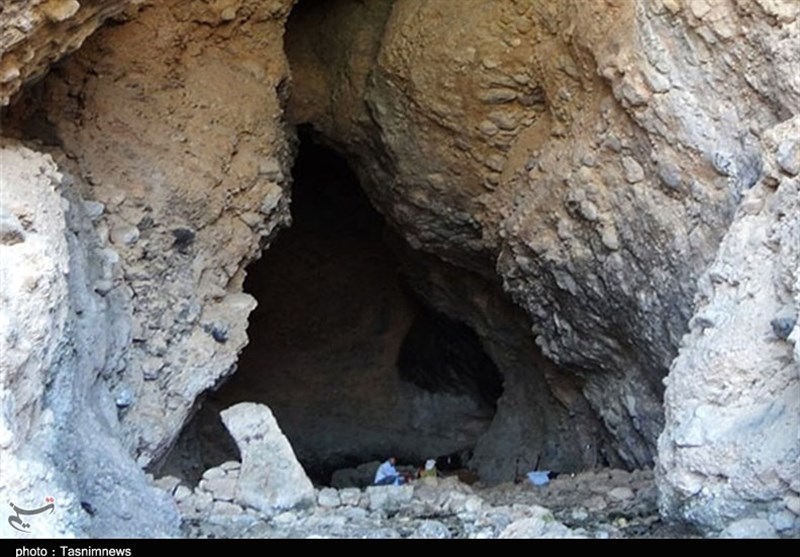 چشمه وقت ساعت 2