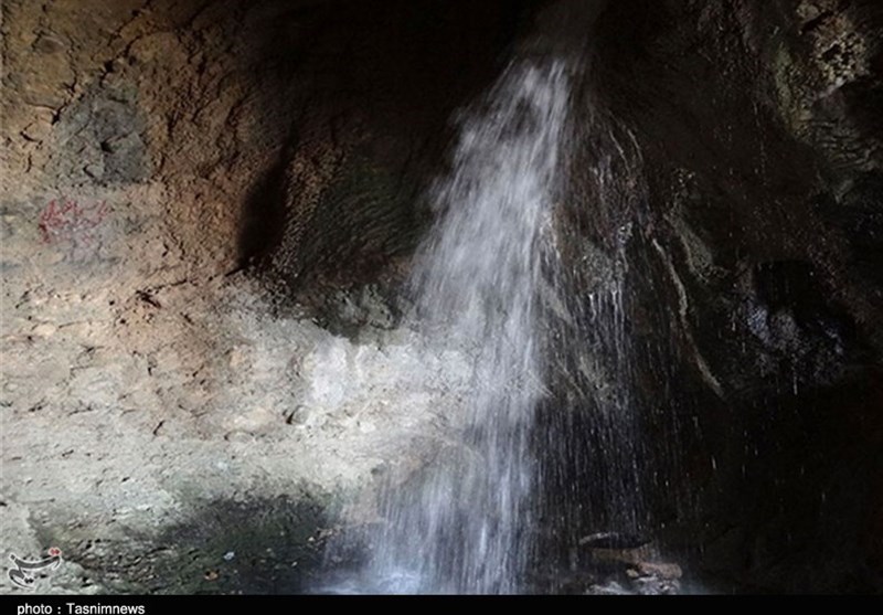 چشمه وقت ساعت 3