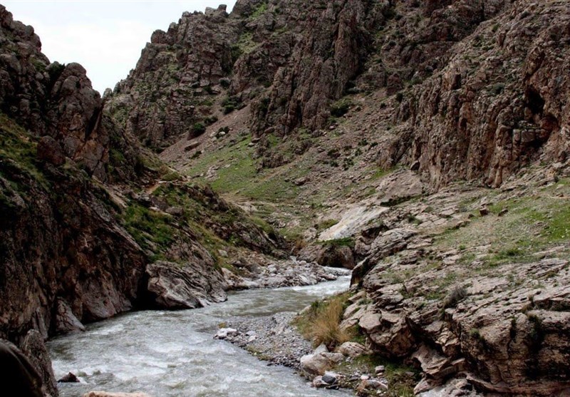 غارهای تاریخی وگردشگری مراغه