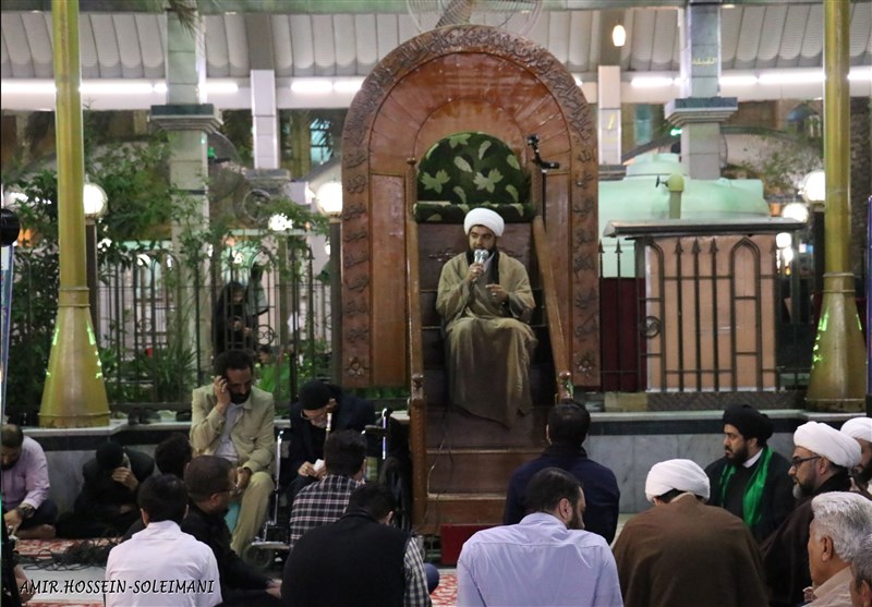 هشتمین شب از محفل بهار علوی در حرم حسینی